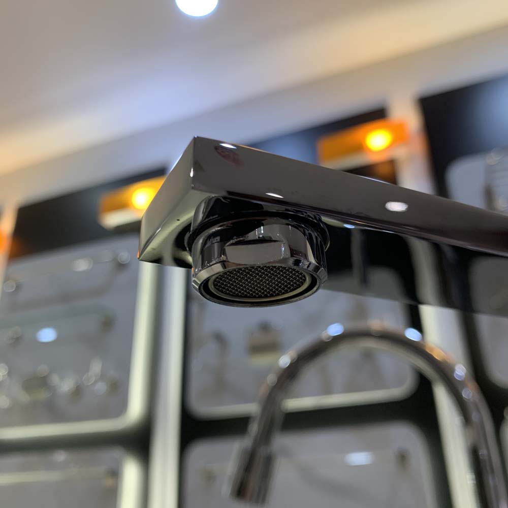 Vòi bếp nóng lạnh Caesar K665C