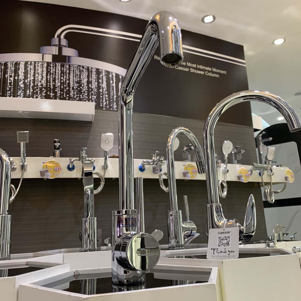 Vòi bếp nóng lạnh Caesar K685C