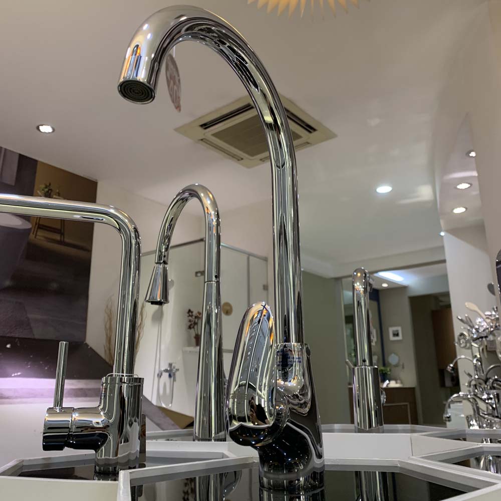 Vòi bếp nóng lạnh Caesar K815C