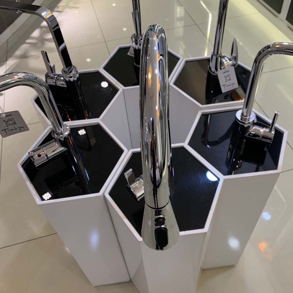 Vòi bếp dây rút nóng lạnh Caesar K905C