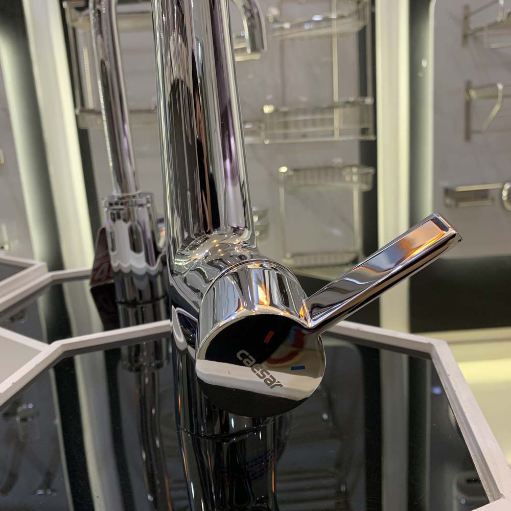 Vòi bếp dây rút nóng lạnh Caesar K905C