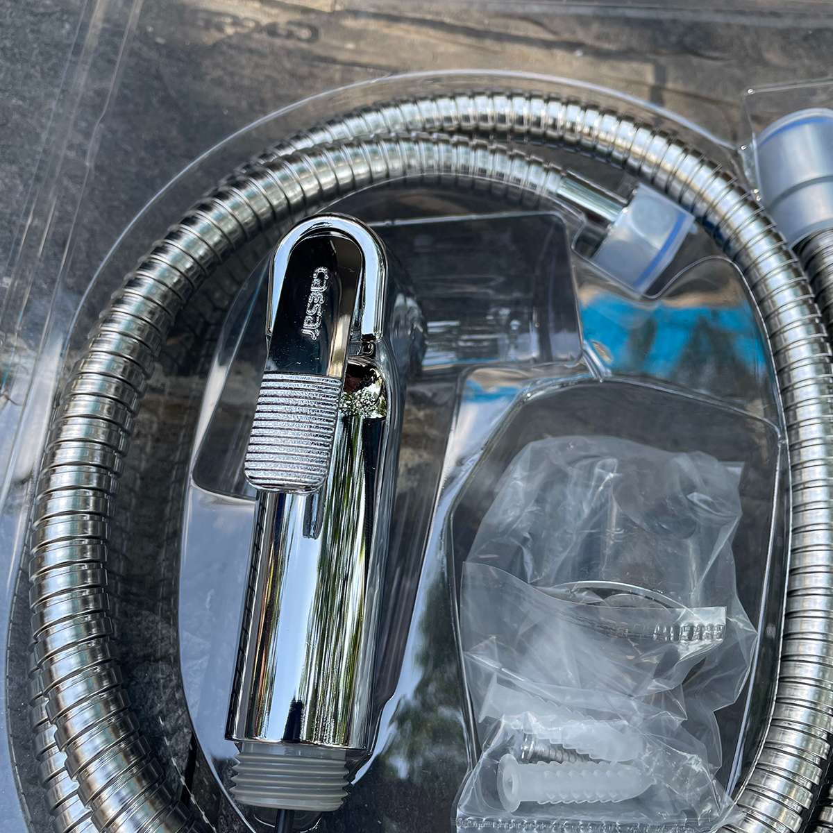 Vòi xịt vệ sinh Caesar BS304CW