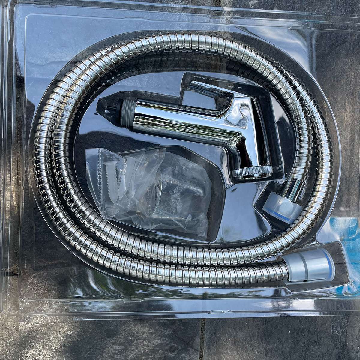 Vòi xịt vệ sinh Caesar BS304CW