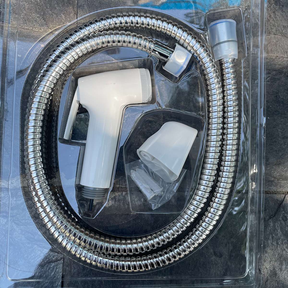 Vòi xịt vệ sinh Caesar BS306B