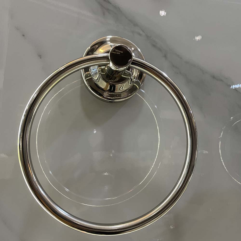 Vòng treo khăn Caesar Q7715V