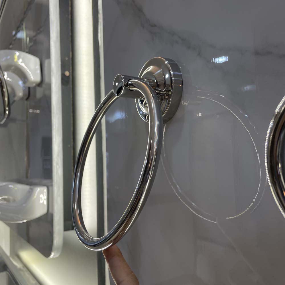 Vòng treo khăn Caesar Q7715V