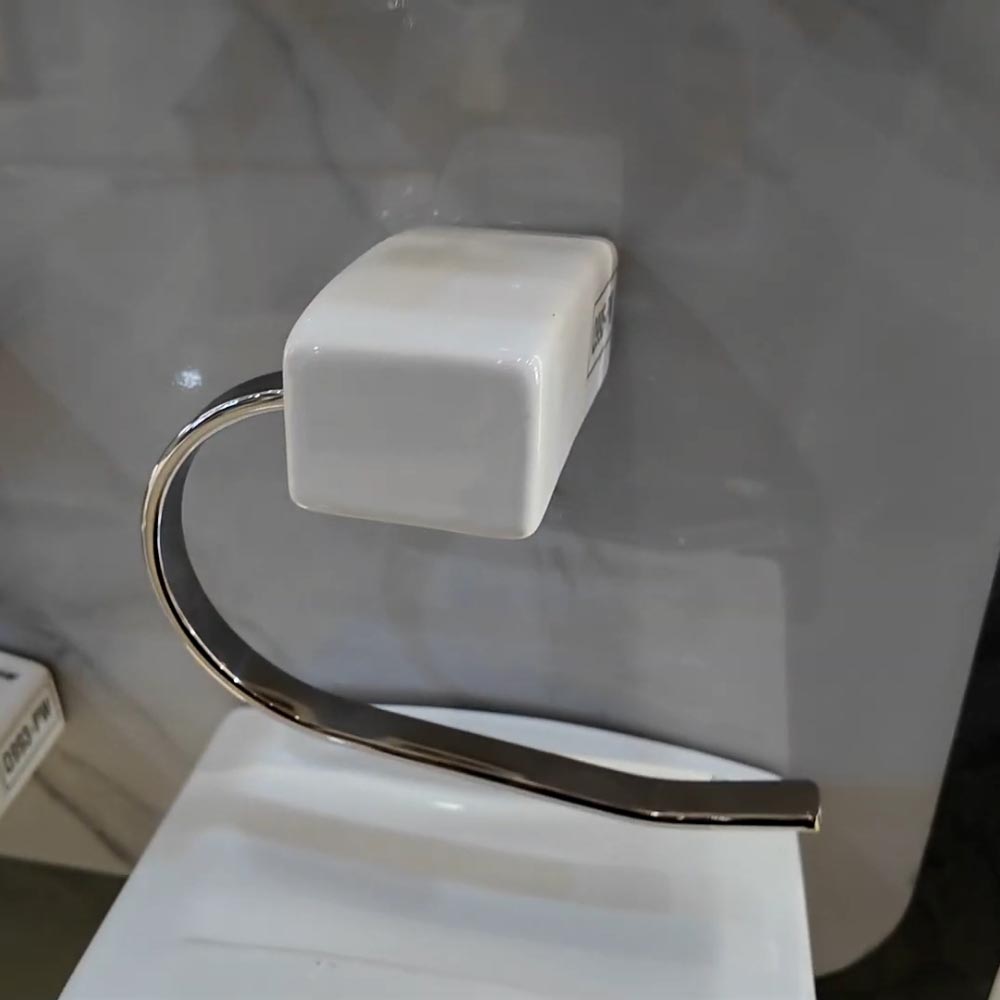 Vòng treo khăn Caesar Q995