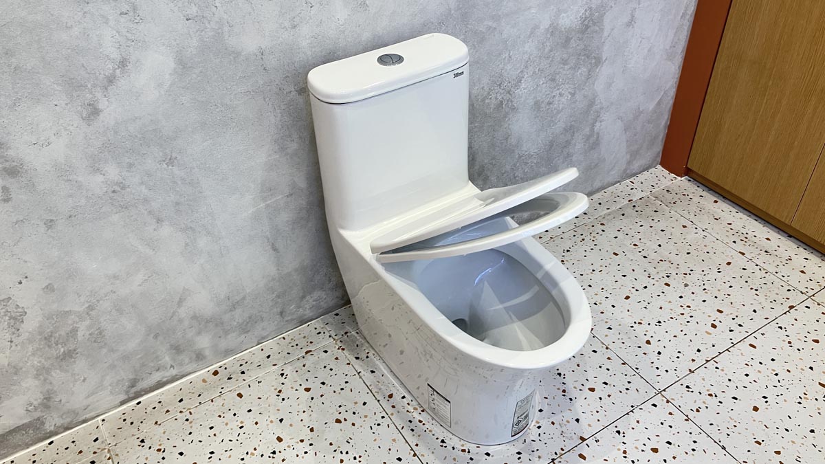 Bồn cầu 1 khối nắp êm COTTO C11001HNOS