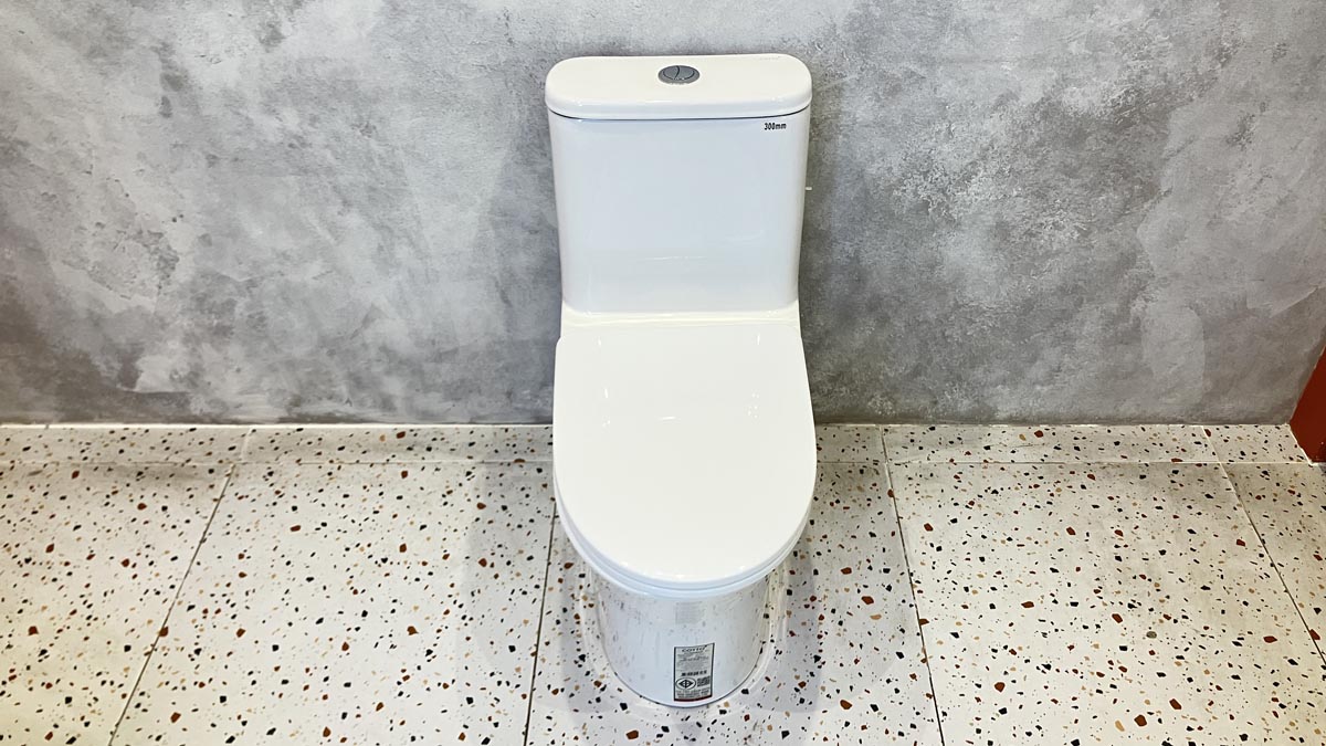 Bồn cầu 1 khối nắp êm COTTO C11001HNOS