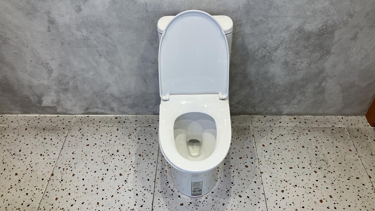 Bồn cầu 1 khối nắp êm COTTO C11001HNOS