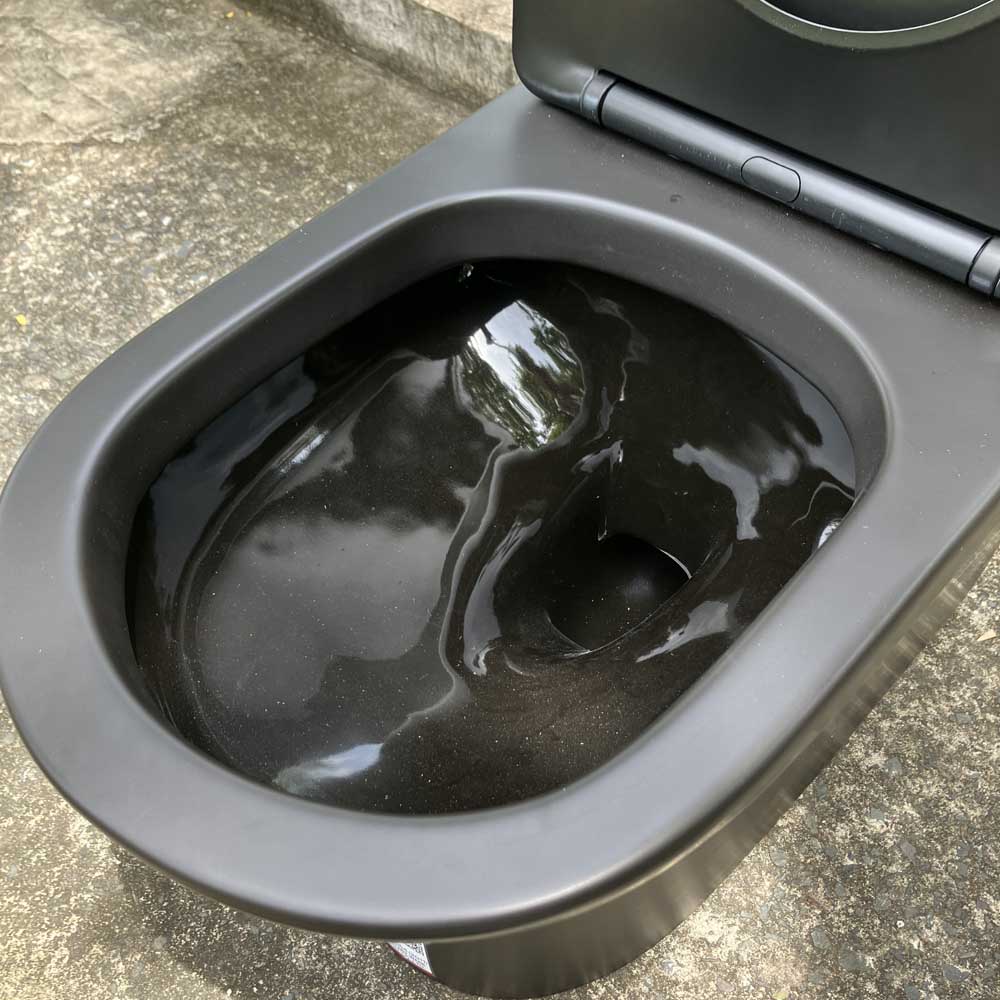 Bồn cầu 1 khối nắp đóng êm dòng Klirr COTTO C11007MBK màu đen mờ