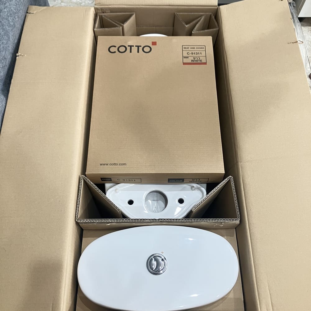 Bồn cầu 2 khối COTTO C1389 nắp êm dòng Timon