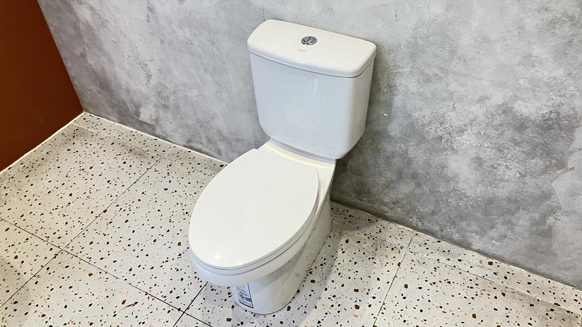 Bồn cầu 2 khối COTTO C13330 nắp êm dòng Sella