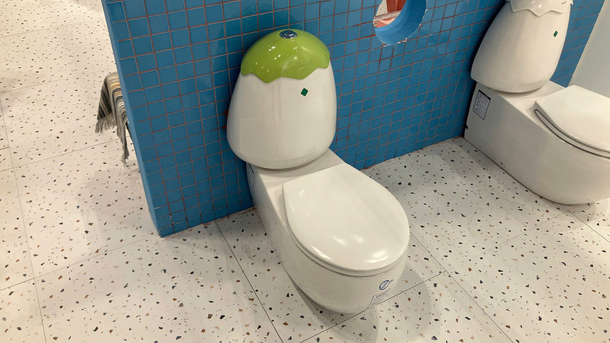 Bồn cầu 2 khối trẻ em thoát ngang dòng Googai  COTTO C15017