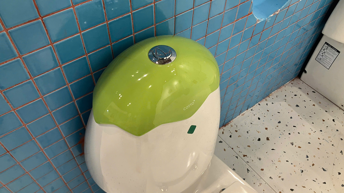 Bồn cầu 2 khối trẻ em thoát ngang dòng Googai  COTTO C15017