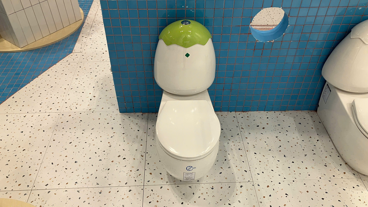 Bồn cầu 2 khối trẻ em thoát sàn dòng Googai COTTO C15037