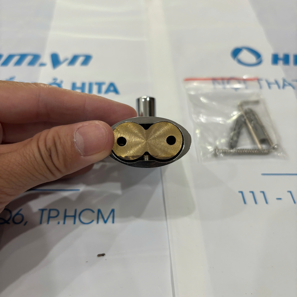 Móc áo COTTO CT0220 đơn Curve