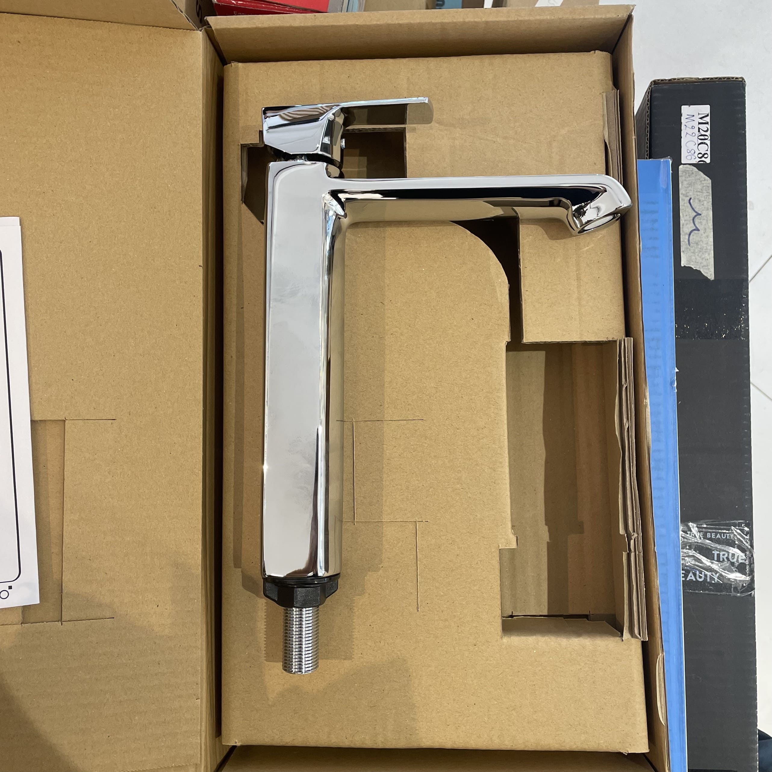 Vòi chậu lavabo COTTO CT1182AY lạnh thân cao Cubic