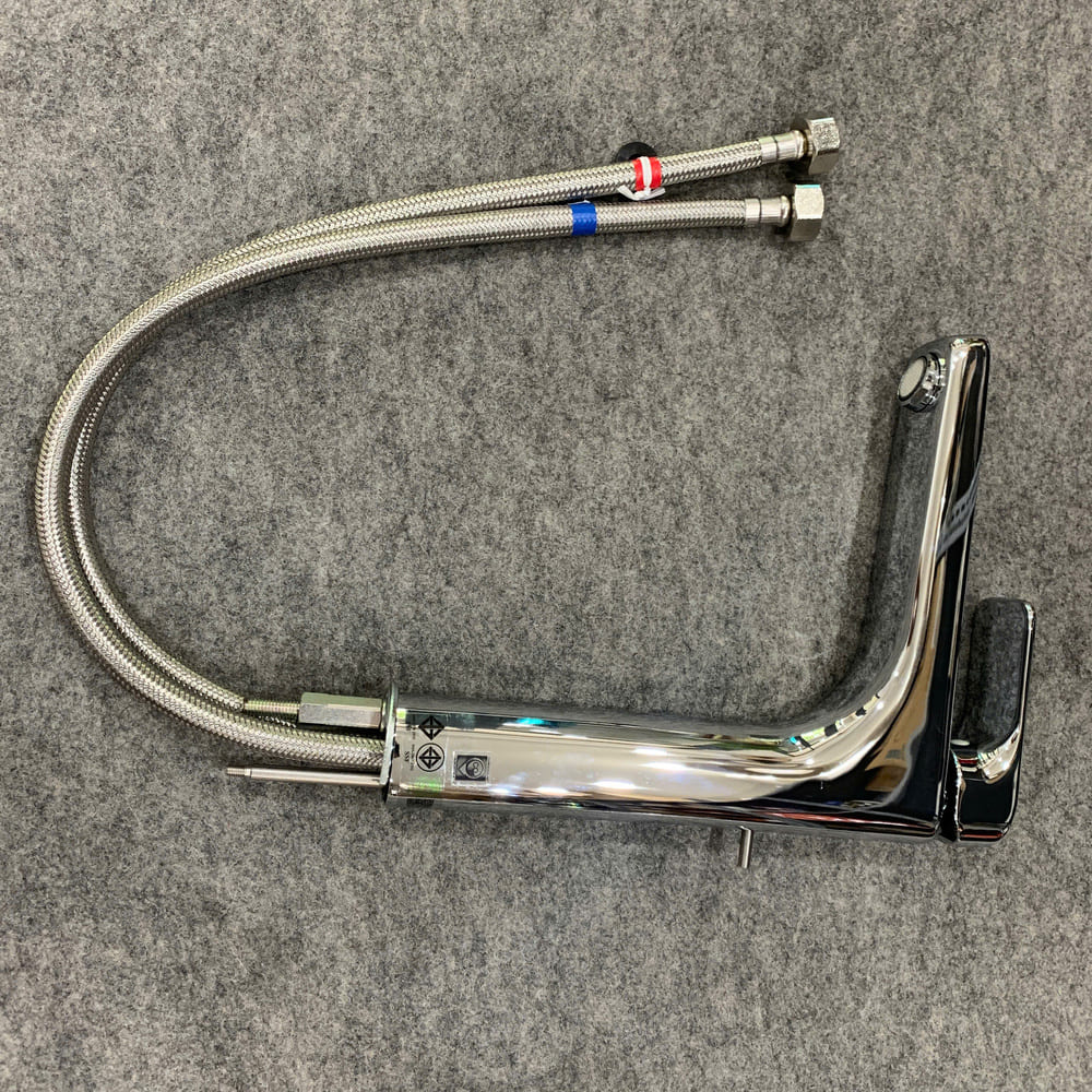 Vòi chậu lavabo COTTO CT2144AY nóng lạnh thân cao Scirocco