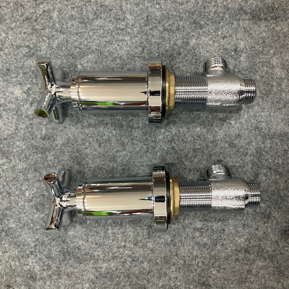 Vòi lavabo nóng lạnh COTTO 3 lỗ CT238C16