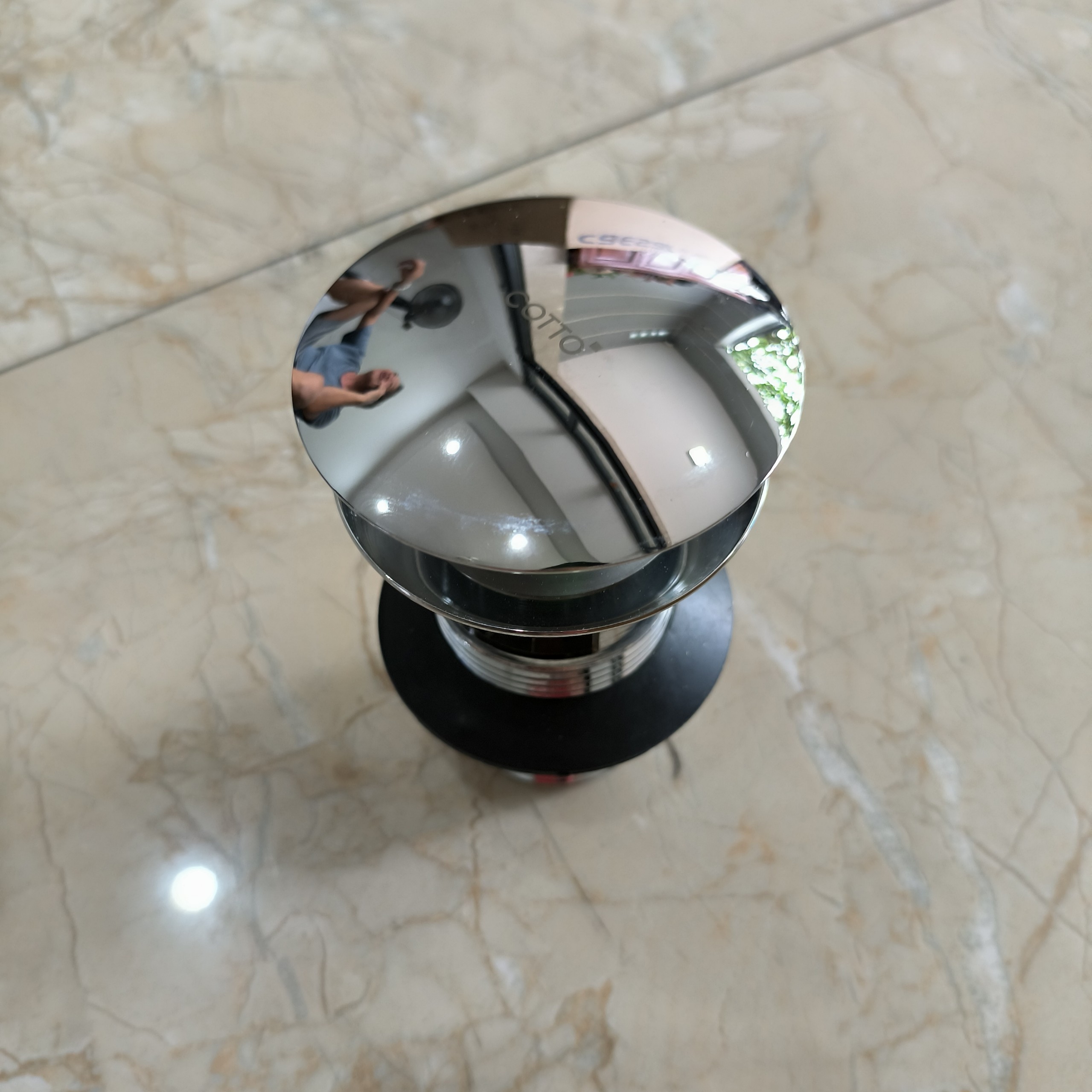 Vòi chậu lavabo COTTO CT2402AY nóng lạnh thân cao Waltz