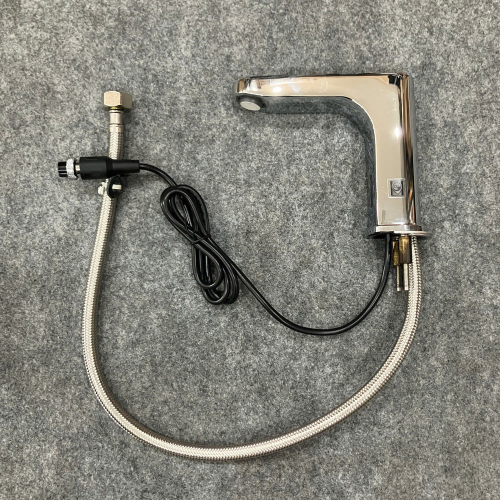 Vòi chậu lavabo COTTO CT4918AC cảm ứng lạnh (dùng điện)