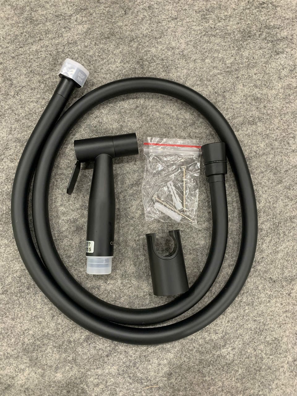 Vòi xịt vệ sinh COTTO CT9902#BL(HM)