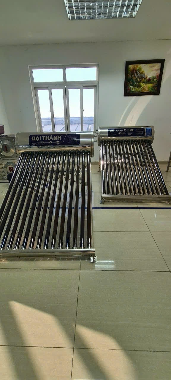 Máy nước nóng năng lượng mặt trời Đại Thành Inox 304 ống 58