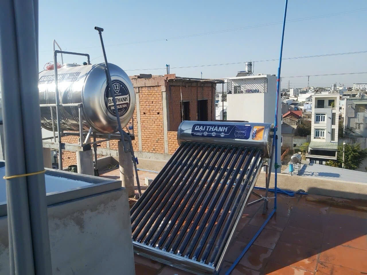 Máy nước nóng năng lượng mặt trời Đại Thành Inox 304 ống 58
