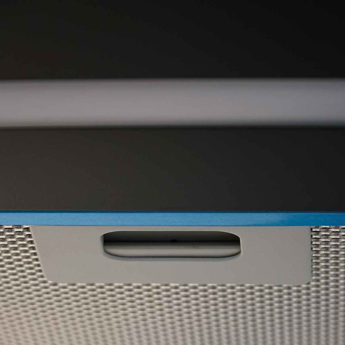 Máy hút mùi áp tường ELICA Adéle