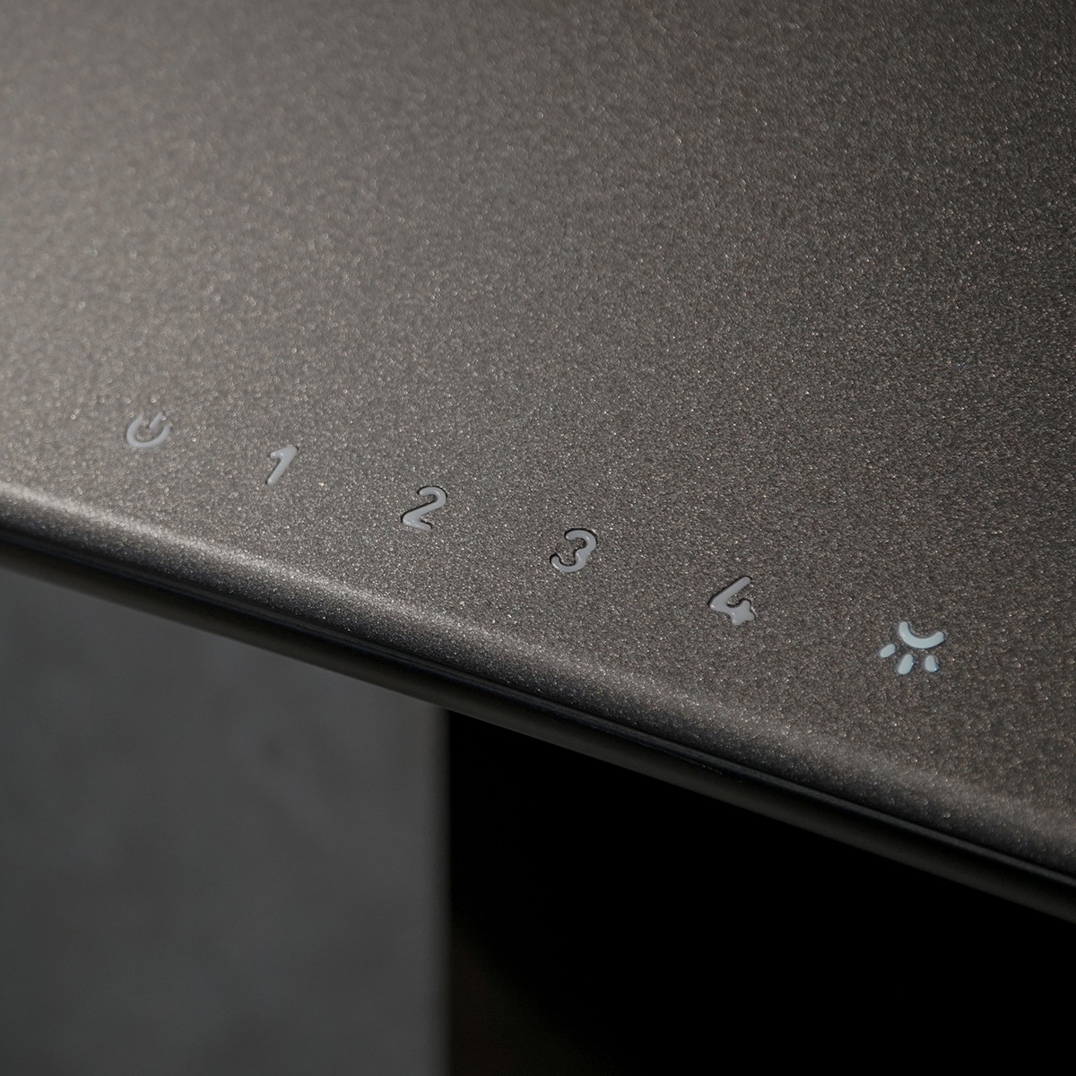 Máy hút mùi áp tường ELICA SWEET