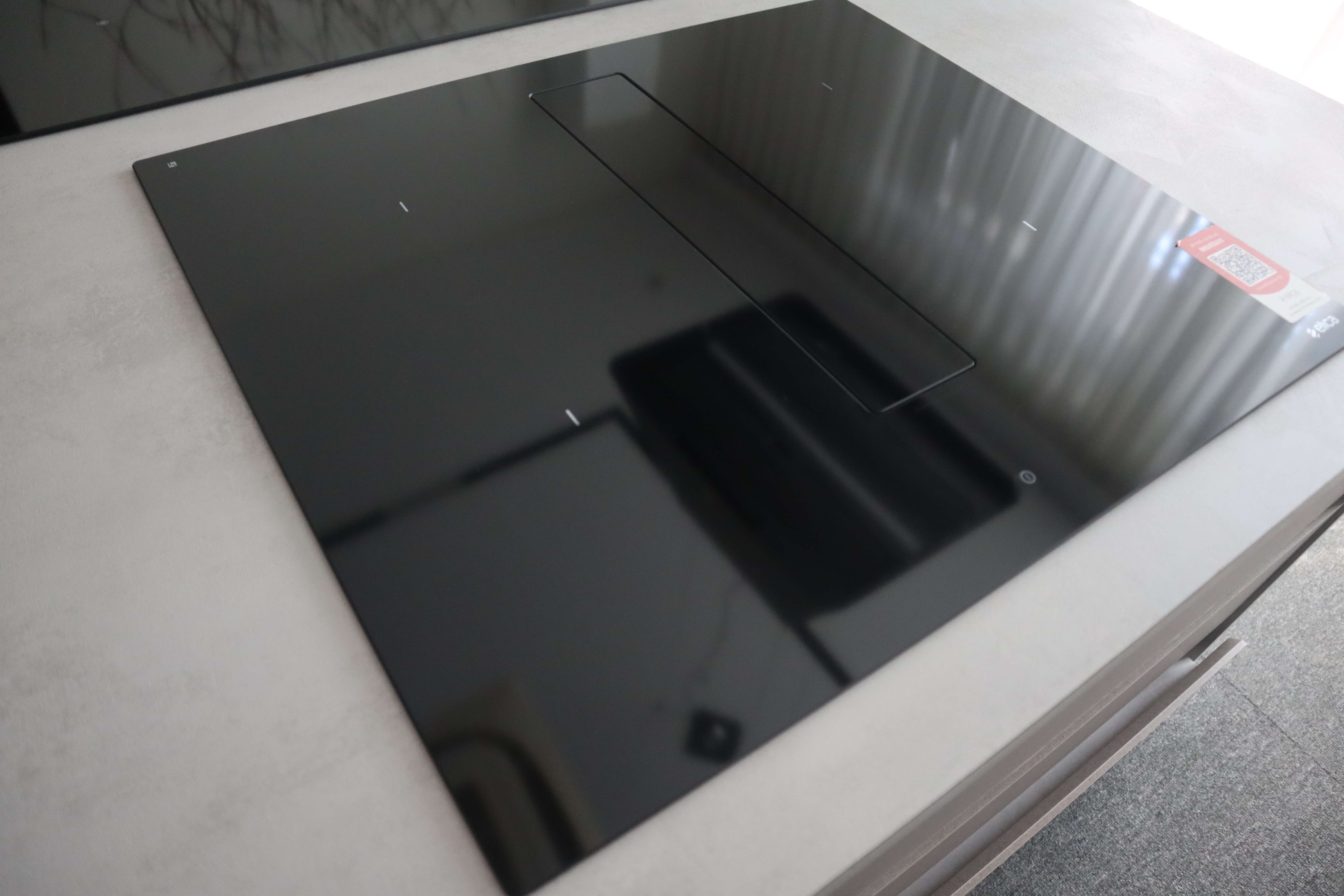 Bếp từ kết hợp hút mùi ELICA NikolaTesla FIT