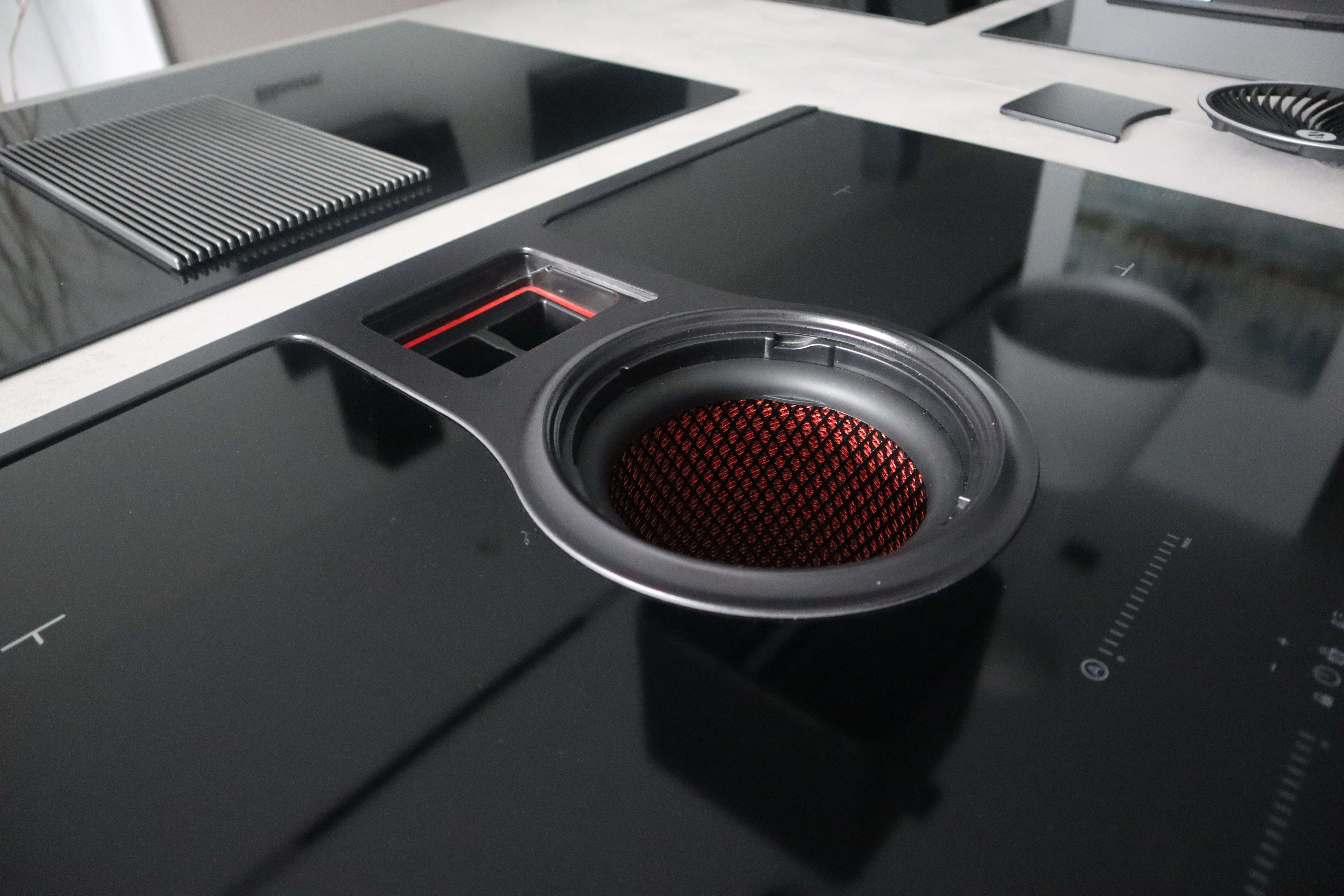 Bếp từ kết hợp hút mùi ELICA NikolaTesla ONE