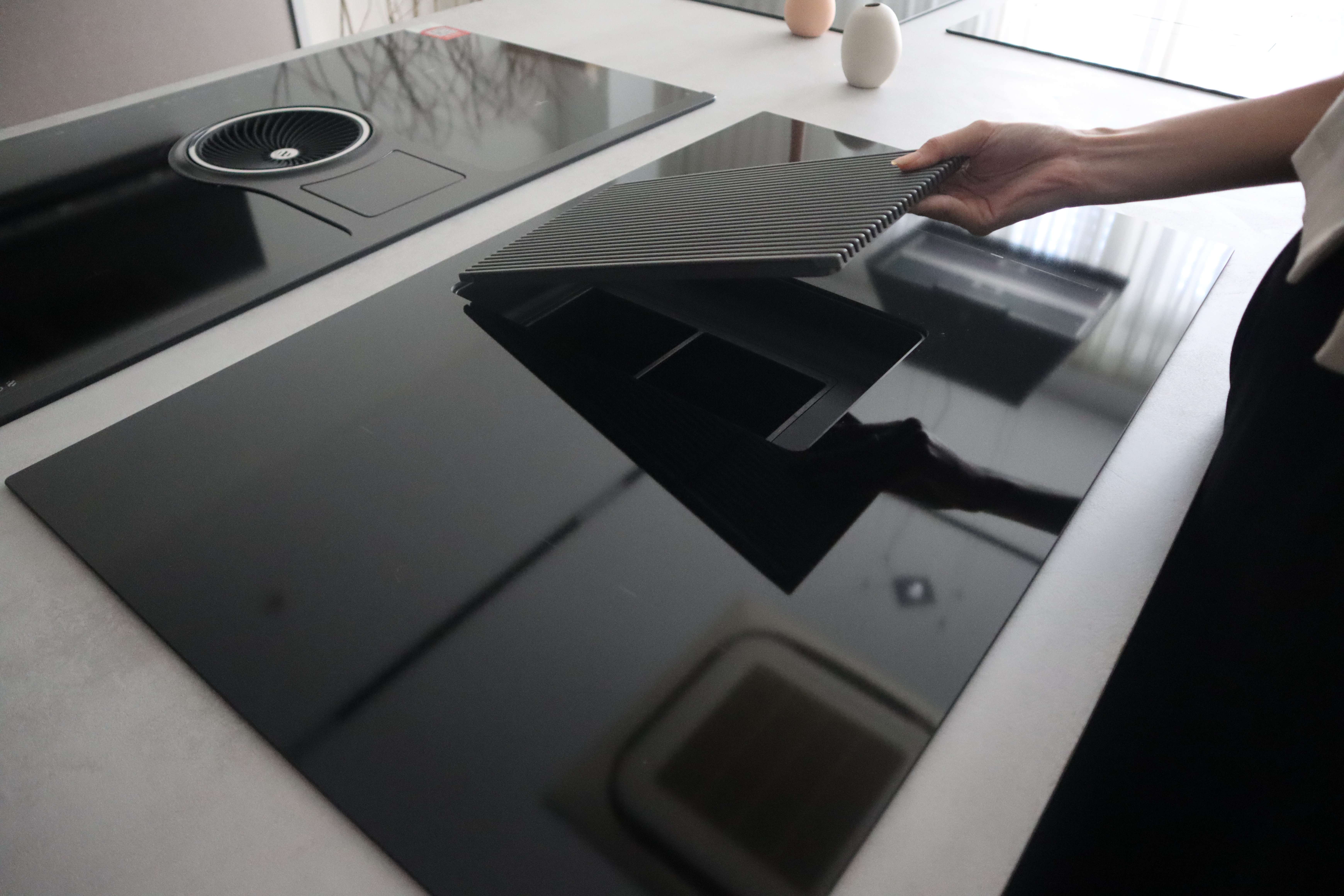 Bếp từ kết hợp hút mùi ELICA NikolaTesla Prime S