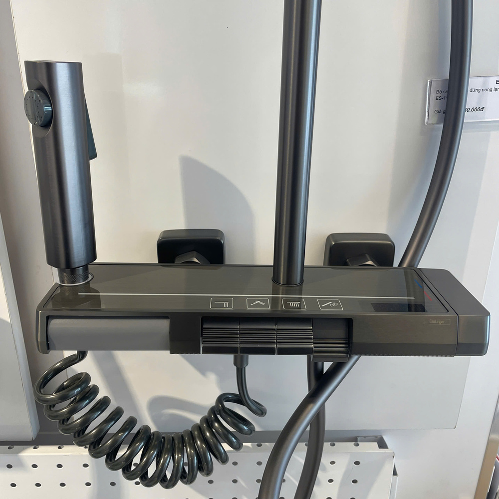 Bộ sen cây tắm đứng nóng lạnh Esslinger ES-11329