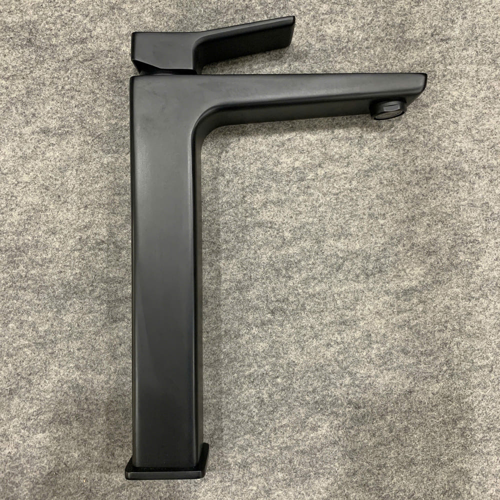 Vòi lavabo nóng lạnh thân cao Esslinger ES-25815-548H