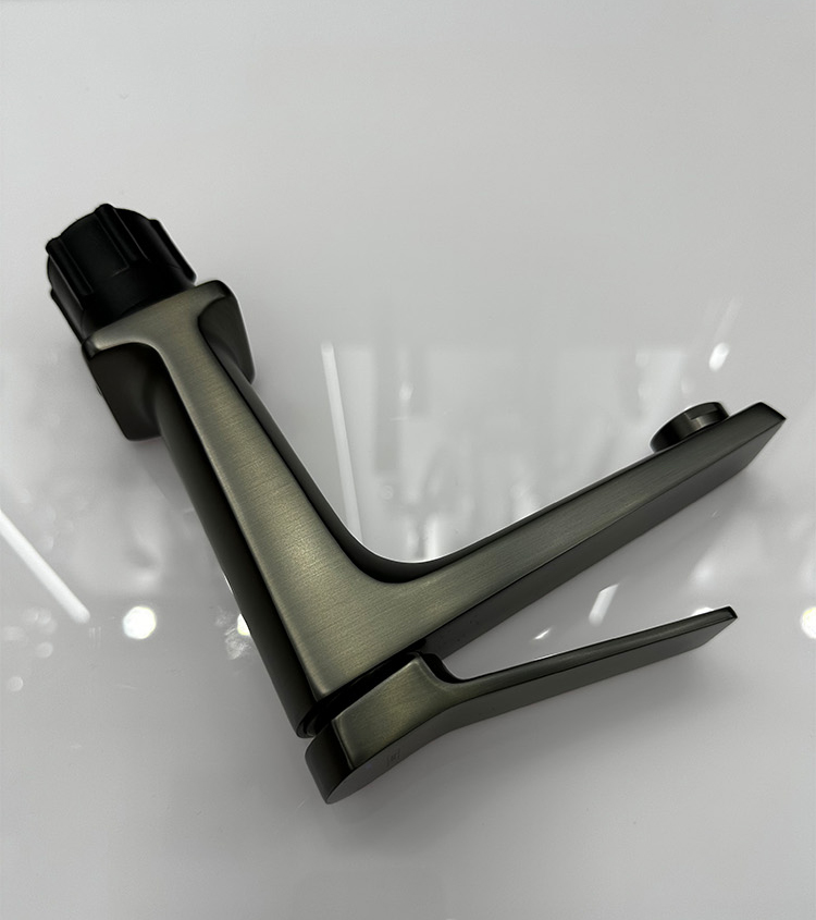 Vòi lavabo nóng lạnh Esslinger ES-28201-555QS