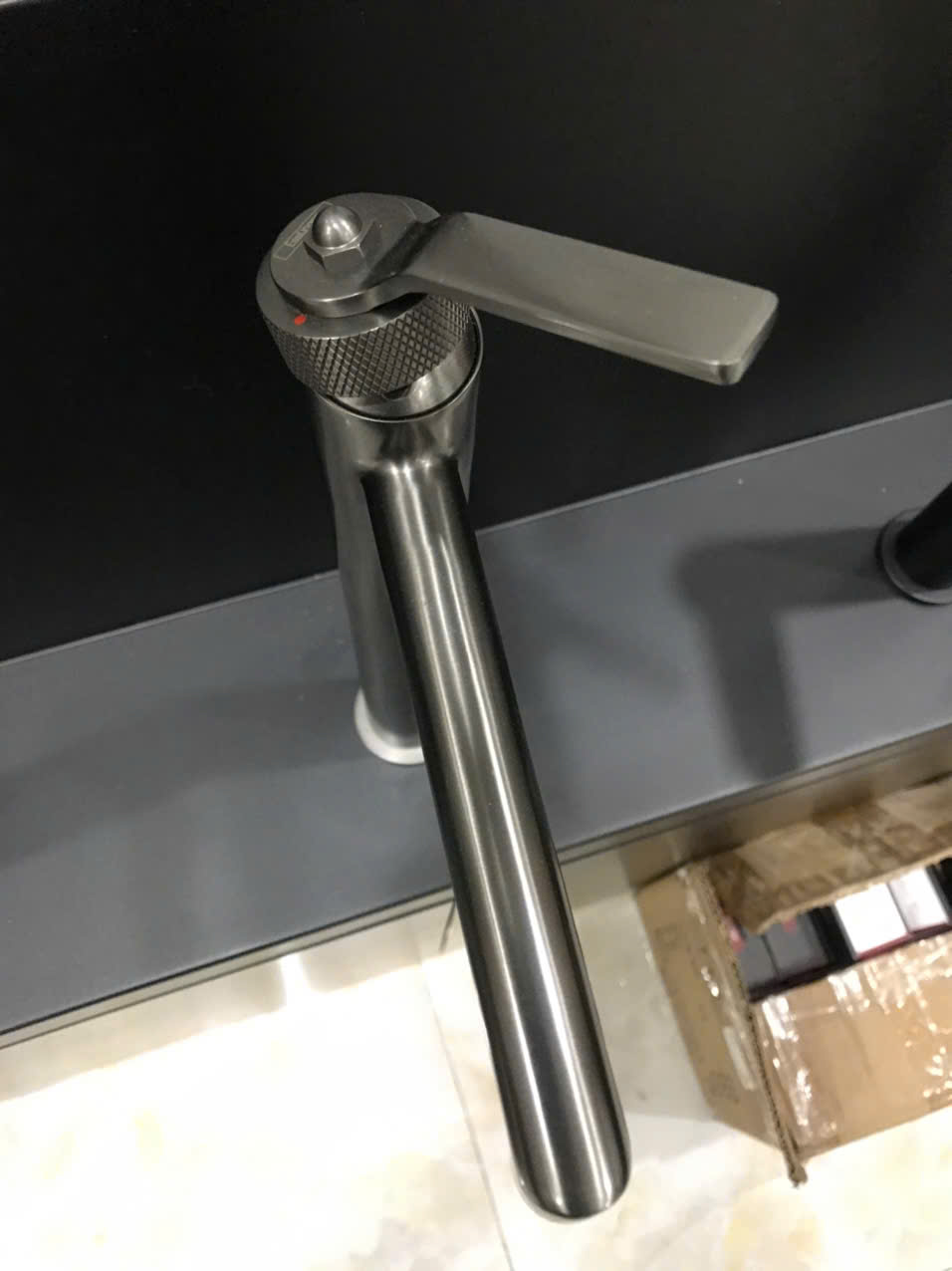 Vòi lavabo nóng lạnh thân cao Esslinger ES-28715-2-615QS