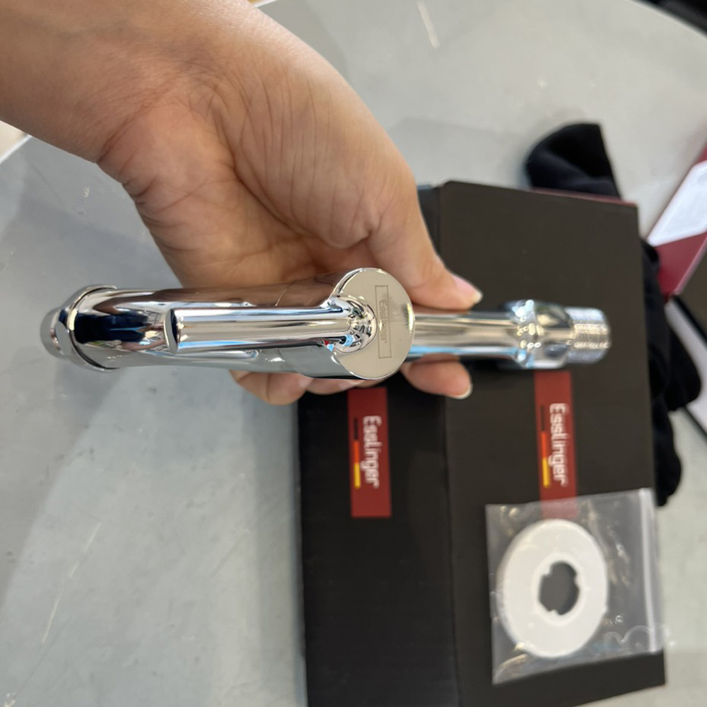 Vòi hồ gắn tường Esslinger ES-9207-255A