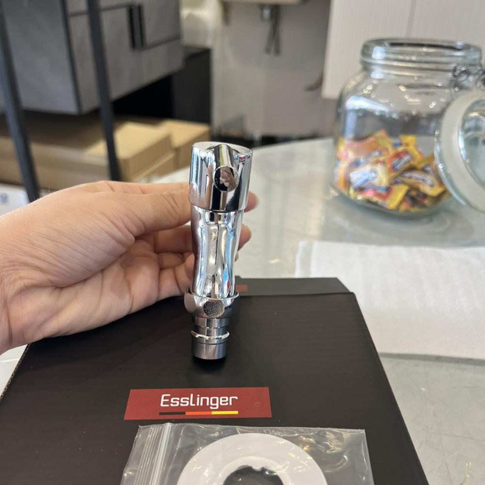 Vòi hồ gắn tường Esslinger ES-9209-255A