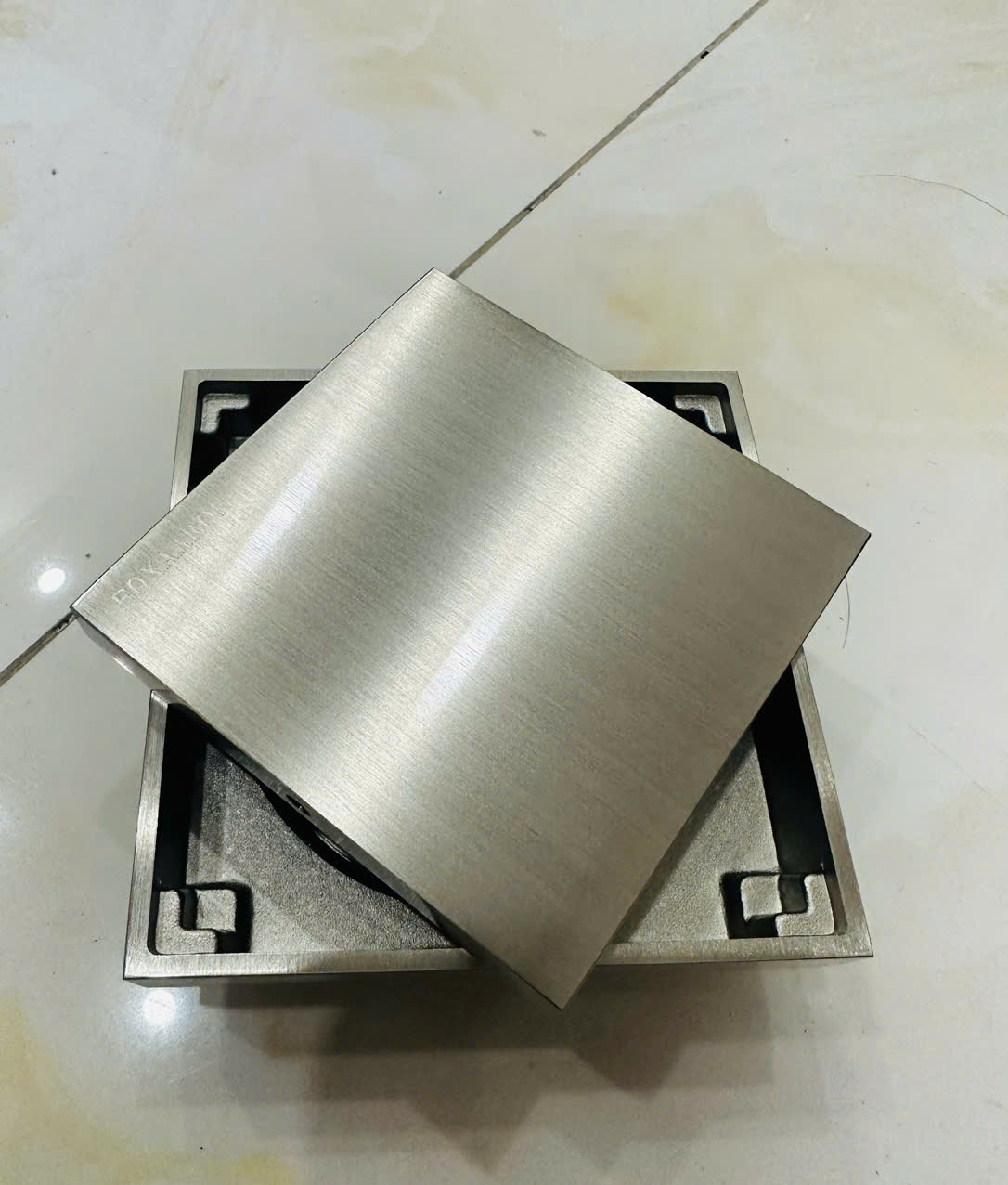 Phễu thoát sàn Foxaaron 12x12cm HP-8012-5