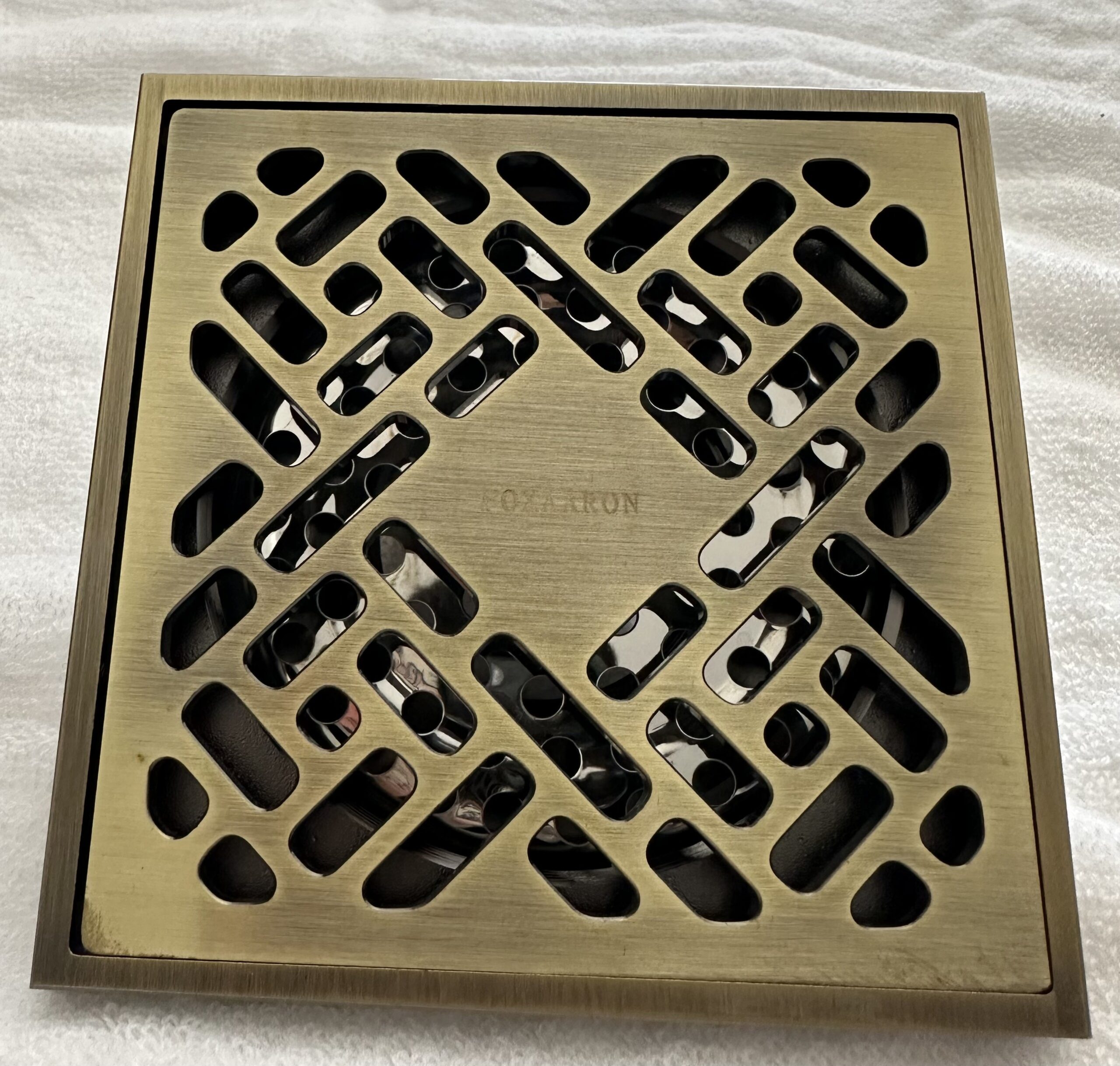 Phễu thoát sàn Foxaaron HP-XR-8002-10