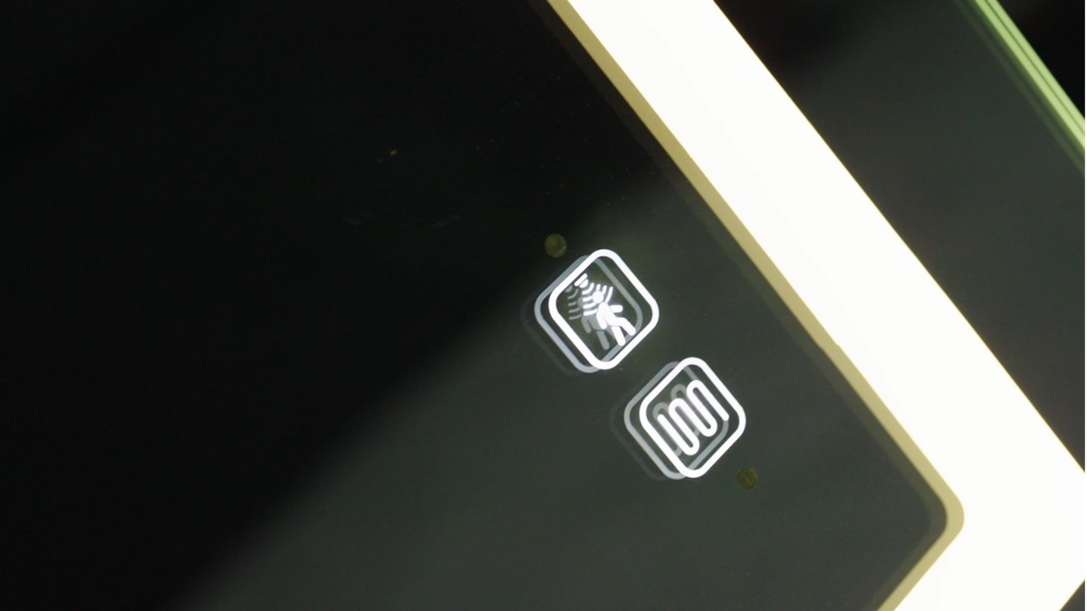 Gương Led GLS BQ35R58 chữ nhật đứng 60x80cm