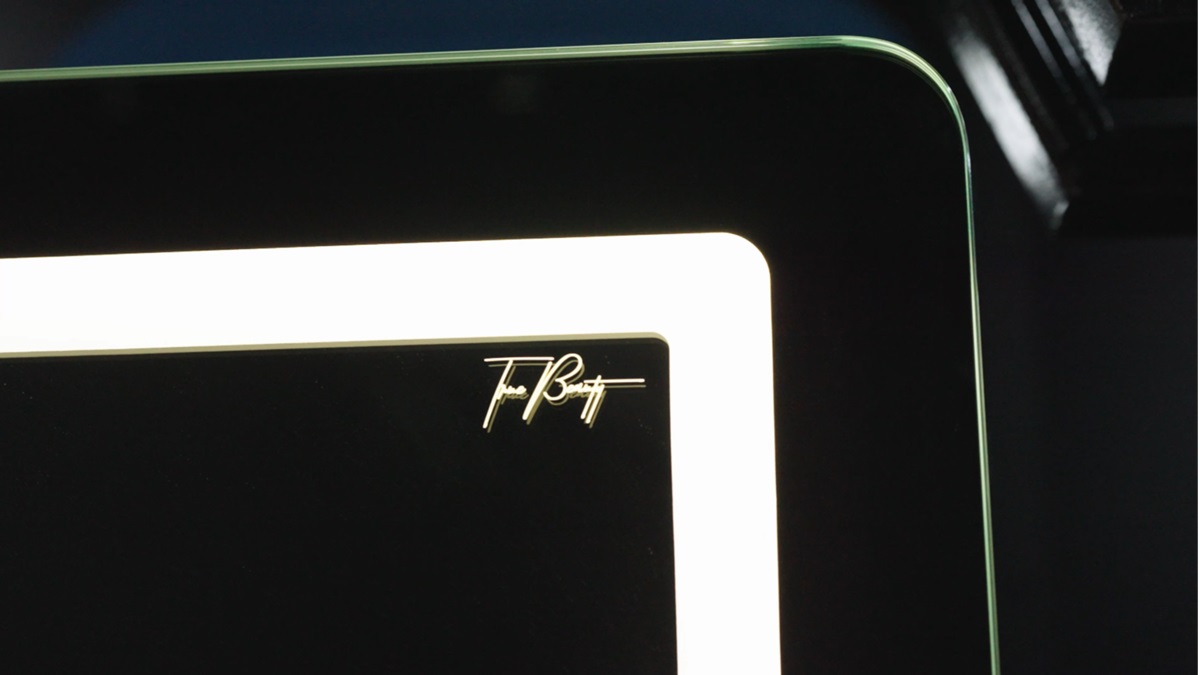 Gương Led GLS BQ35R58 chữ nhật đứng 60x80cm