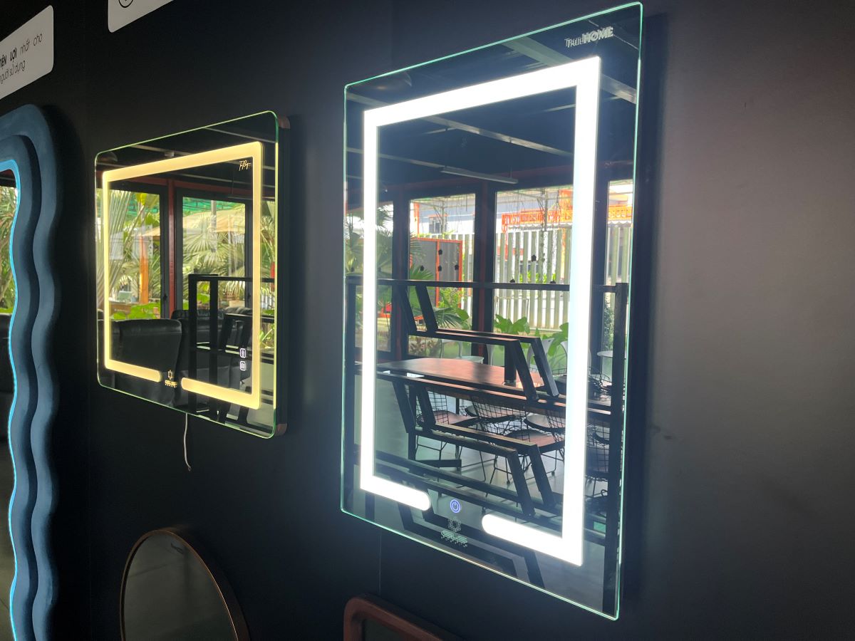 Gương Led GLS HQ35R58 chữ nhật đứng 60x80cm