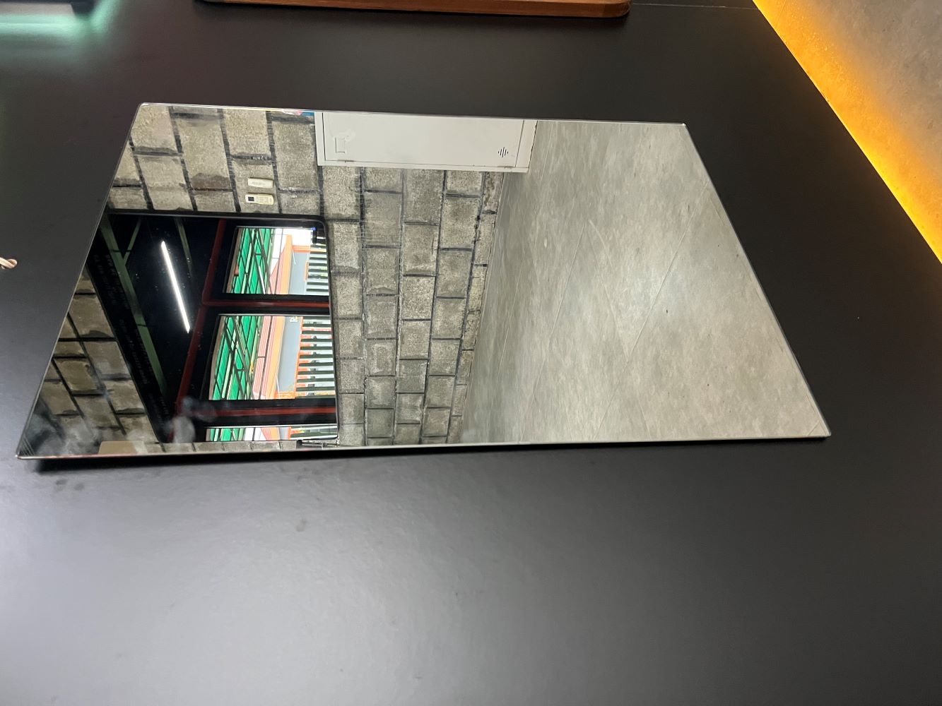 Gương trơn GLS HS00R30 chữ nhật đứng 50x70cm