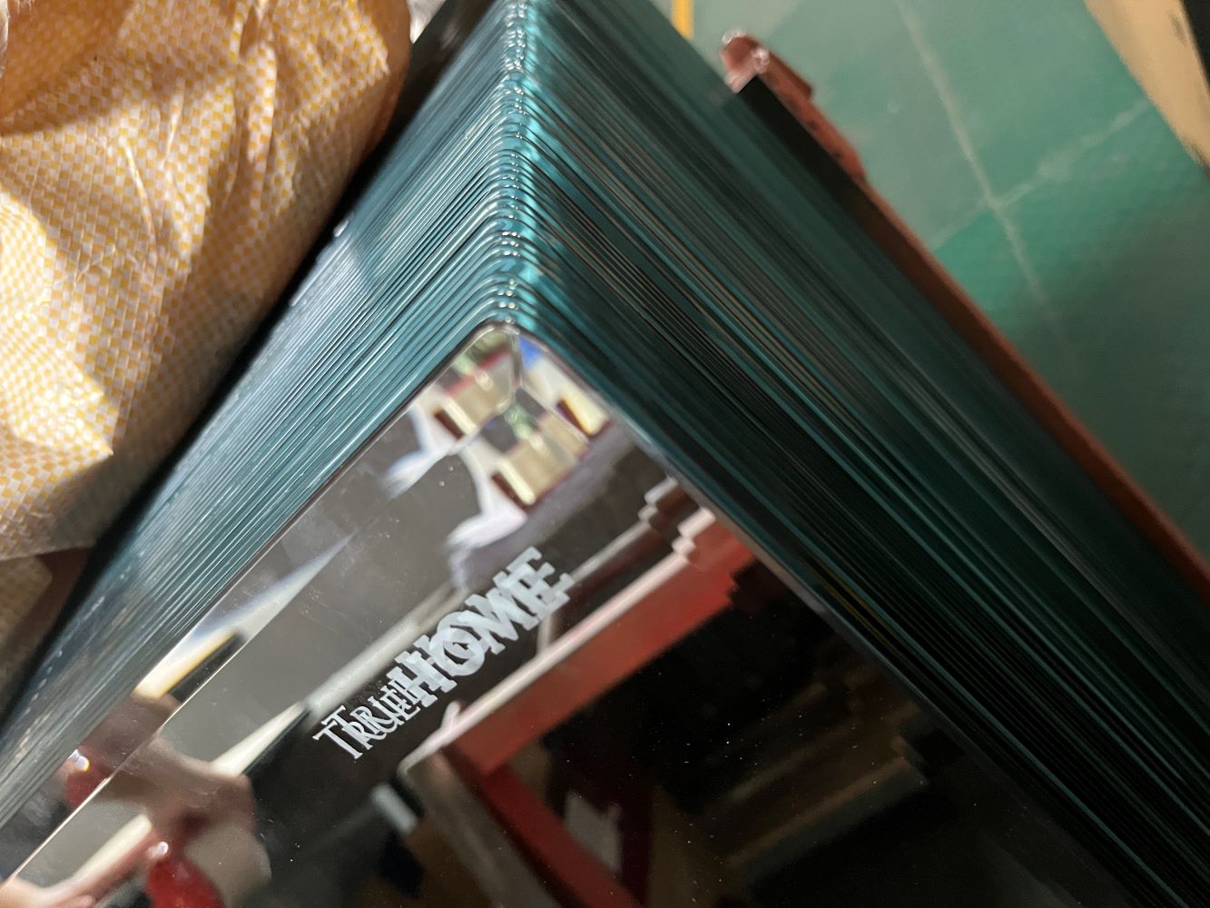 Gương trơn GLS HS00R61 chữ nhật ngang 80x60cm vát cạnh