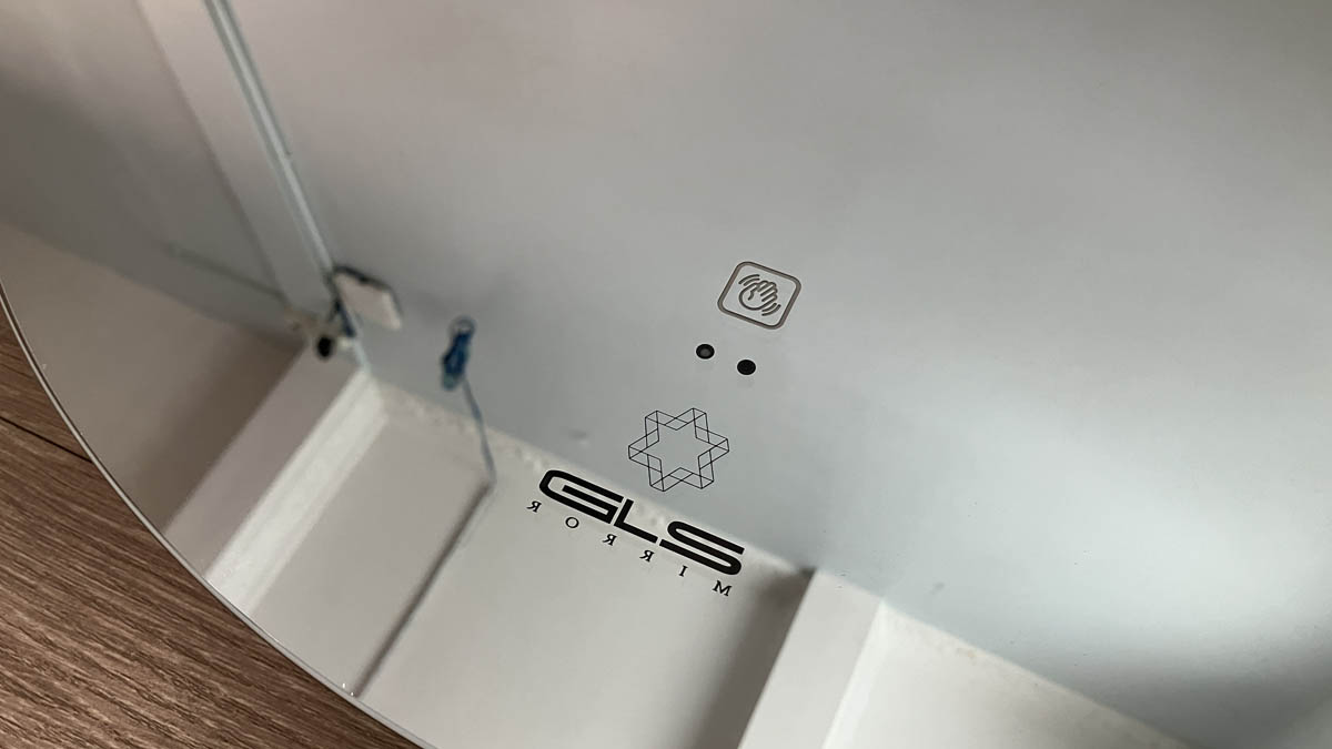 Gương led tròn D60cm GLS M20C80 ánh sáng ngoài mài cạnh đứng