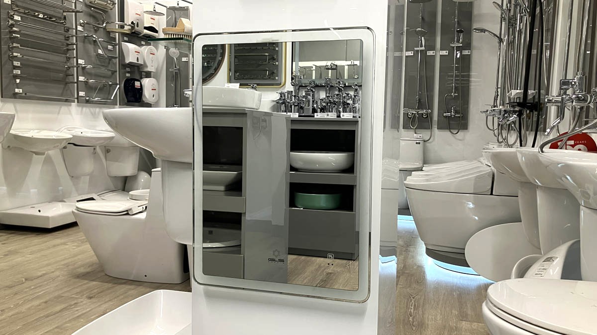 Gương led chữ nhật 50x70cm GLS M35R36 ánh sáng ngoài hoa văn