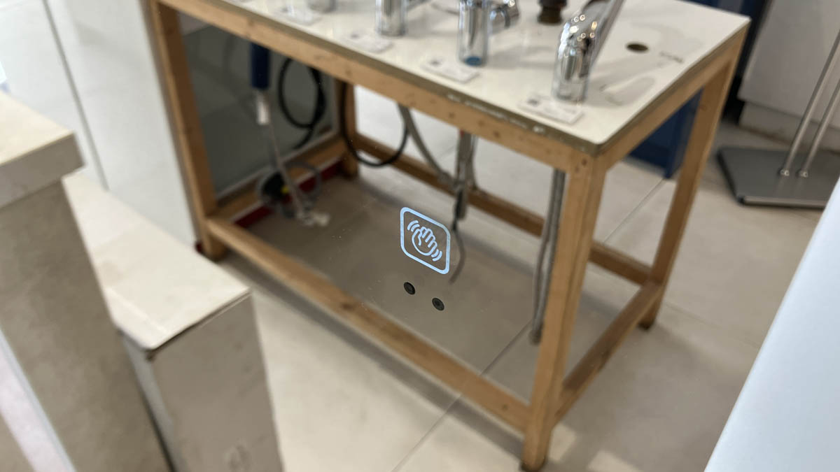 Gương led toàn thân 60x160cm GLS M35R74 ánh sáng ngoài hoa văn